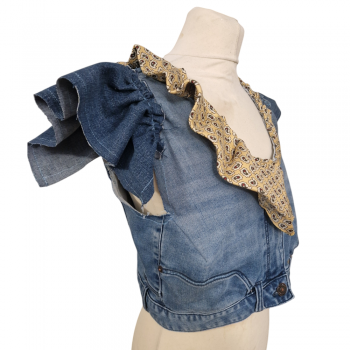 Top en jean upcycling - "Butterfly" - T. 42 Top en jean upcycling - "Butterfly" - T. 42