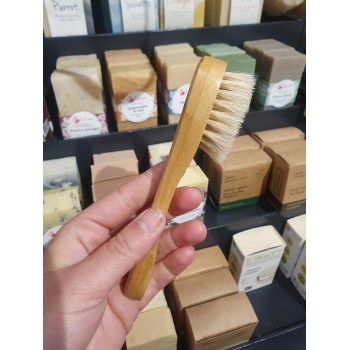 Brosse pour le visage