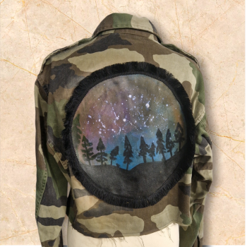 Veste en jean- Customisation unique - "L'Aurore" T.40 Veste en jean- Customisation unique - "L'Aurore" T.40